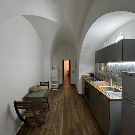 Monahouse - Elegance And Comfort On Via Etnea In The Heart Of - Sicily *