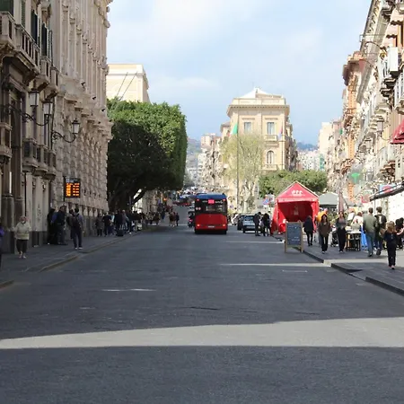 Monahouse - Elegance And Comfort On Via Etnea In The Heart Of - Sicily *