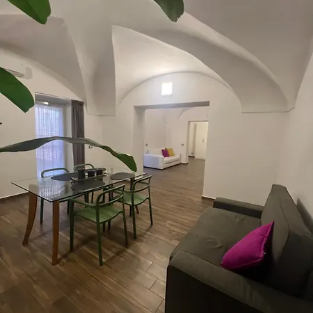 Monahouse - Elegance And Comfort On Via Etnea In The Heart Of - Sicily