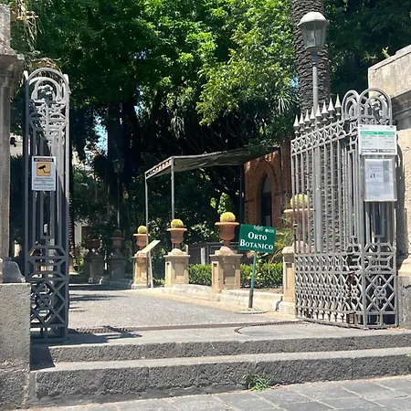 Apartament Monahouse - Elegance And Comfort On Via Etnea In The Heart Of - Sicily